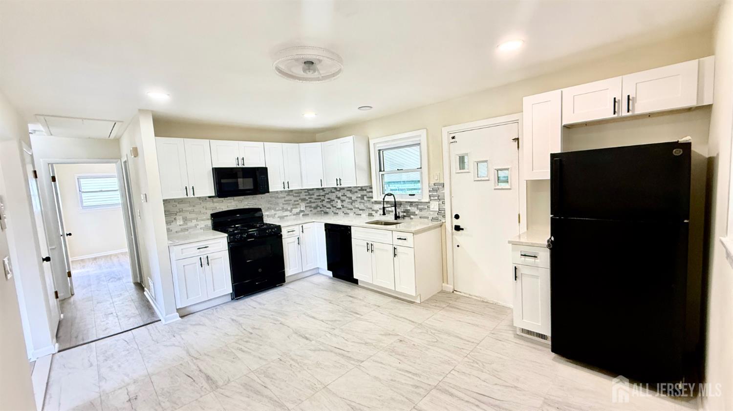 23 Apollo Avenue Avenel NJ 07001