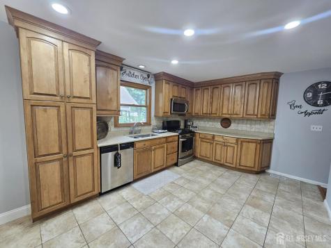 19 Washington Place Metuchen NJ 08840