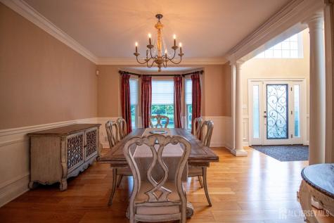 9 Pondview Drive Tinton Falls NJ 07724