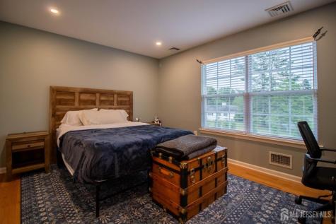 9 Pondview Drive Tinton Falls NJ 07724