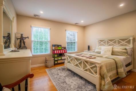 9 Pondview Drive Tinton Falls NJ 07724