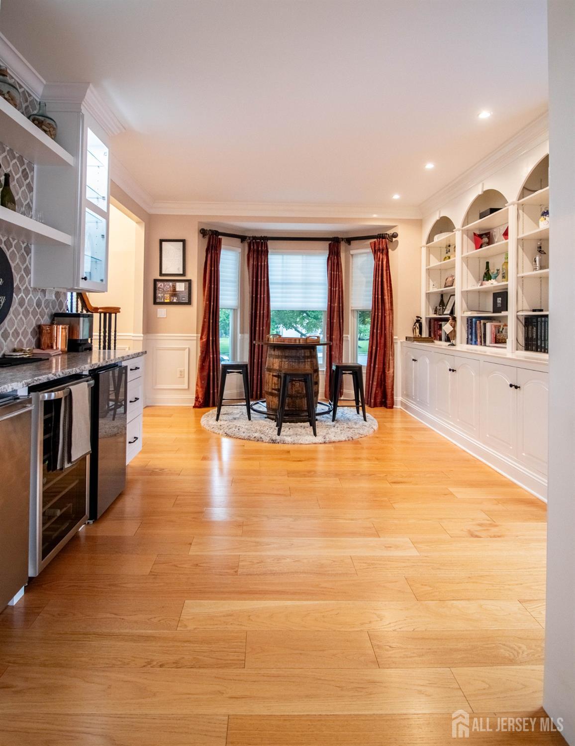 9 Pondview Drive Tinton Falls NJ 07724