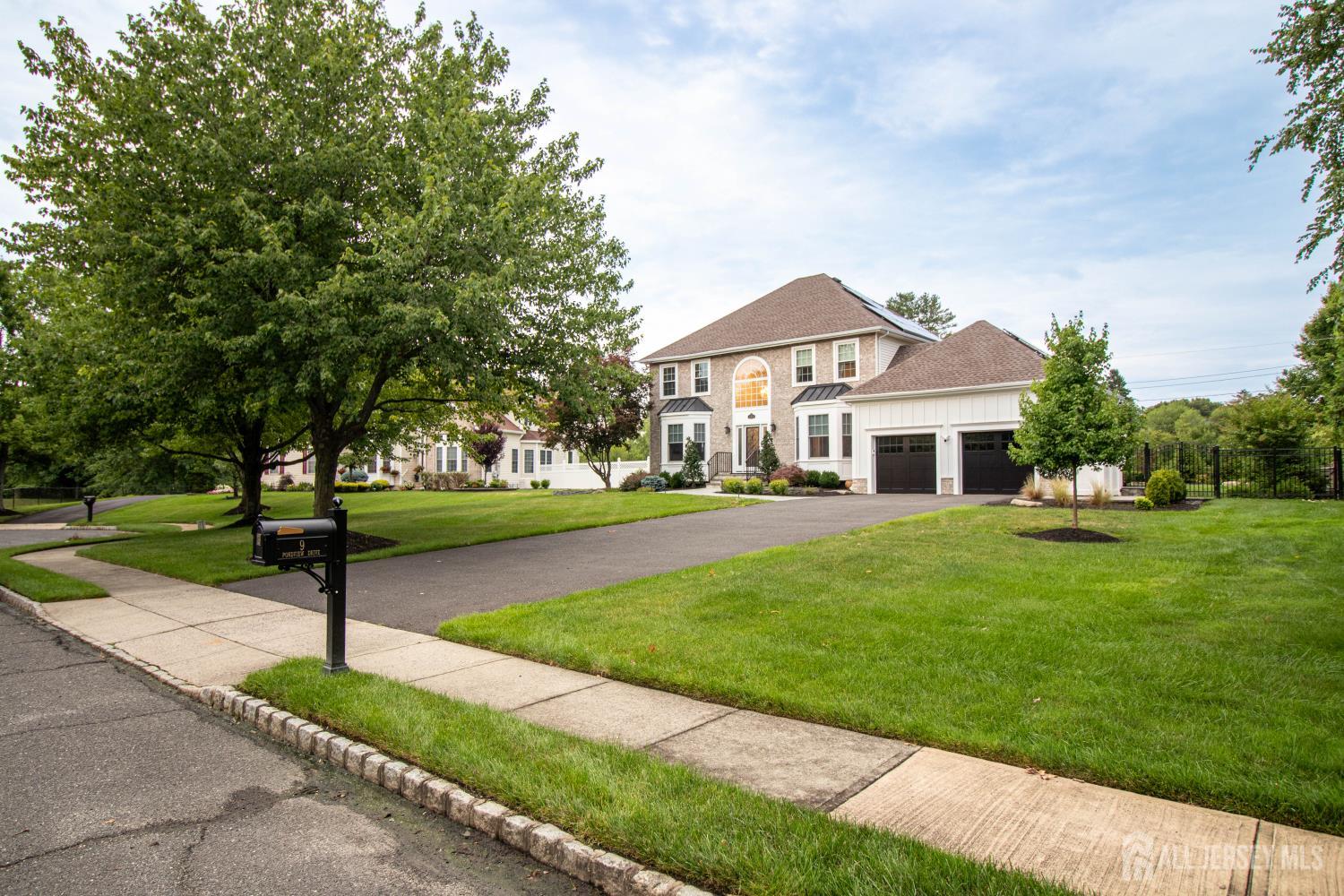 9 Pondview Drive Tinton Falls NJ 07724