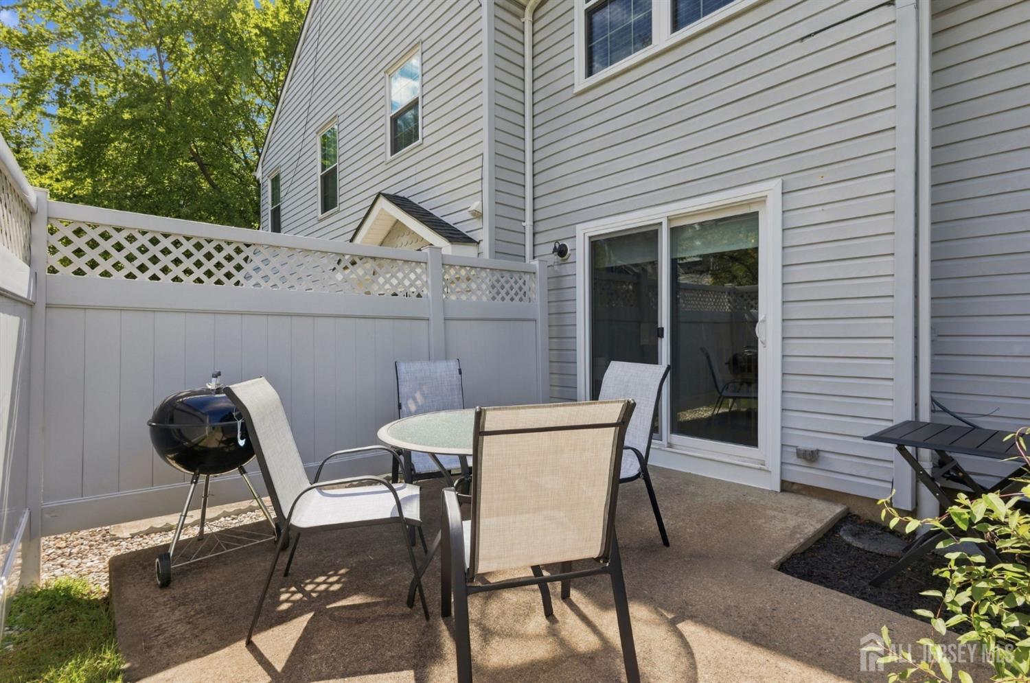 11 Vreeland Court Sayreville NJ 08872