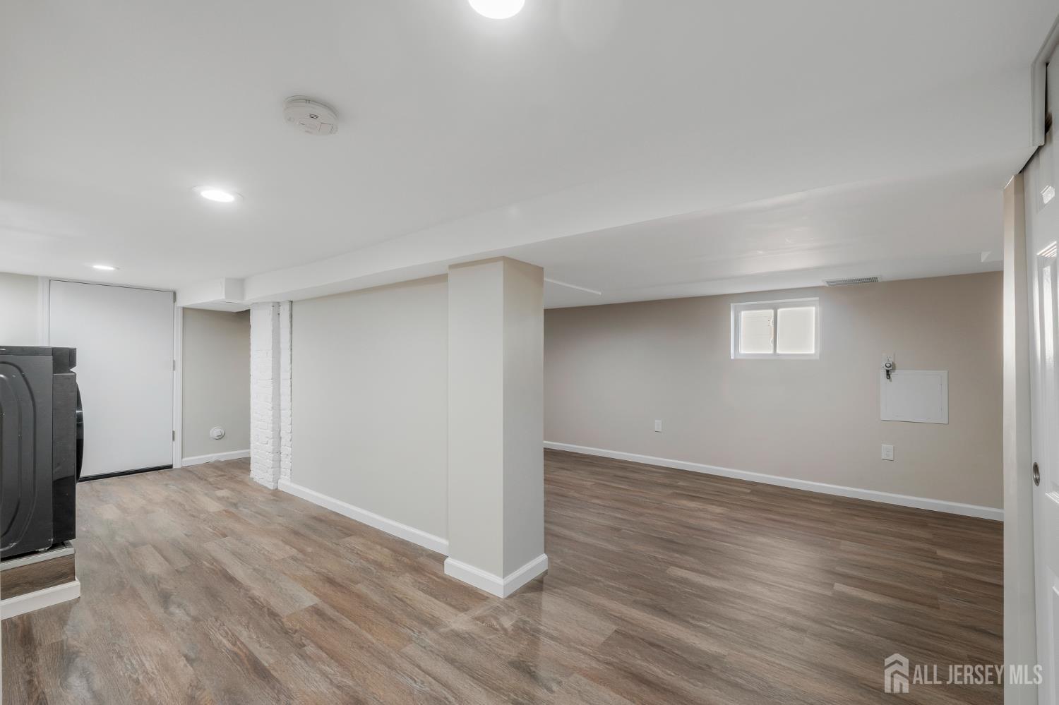 208 Walnut Street Roselle Park NJ 07204