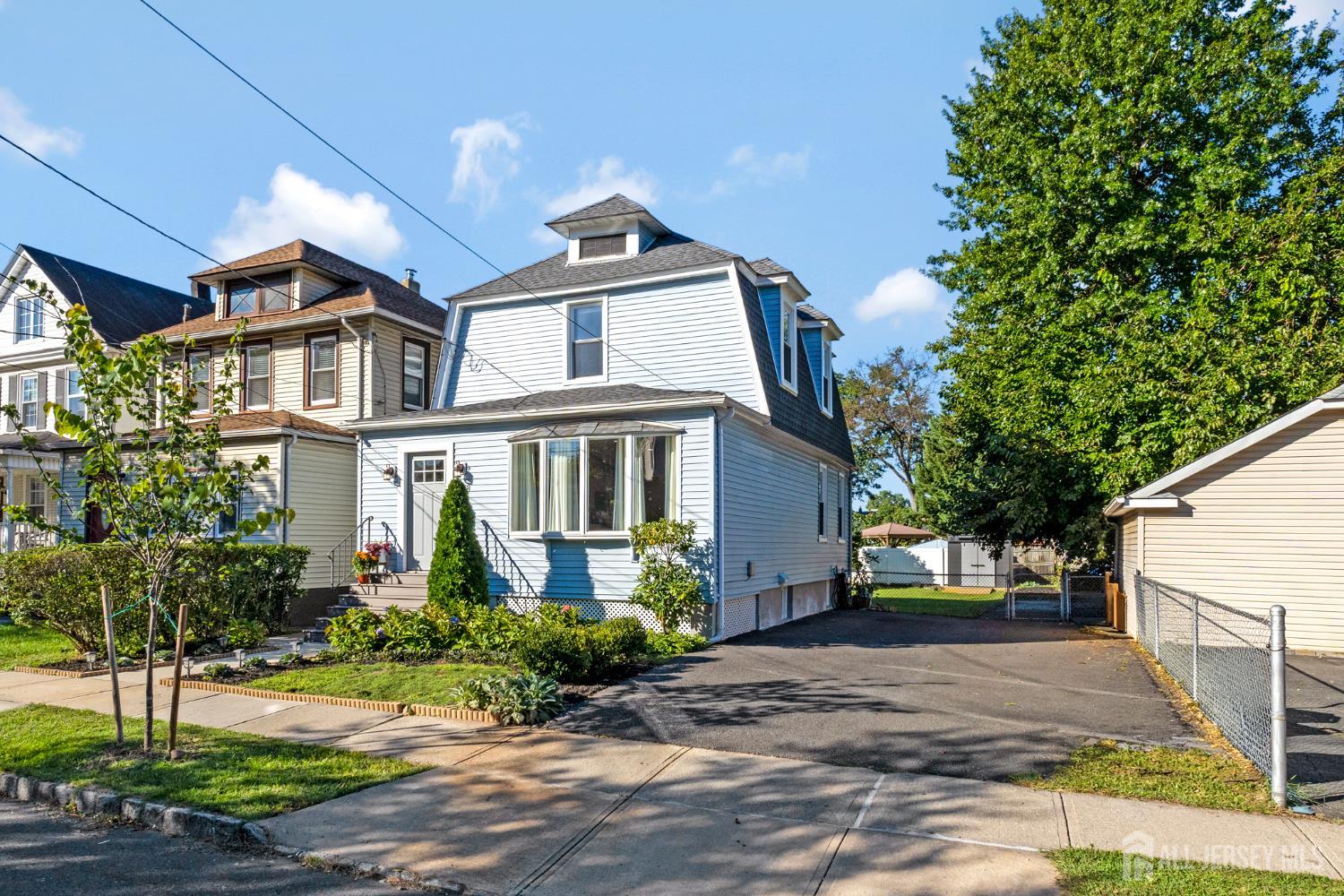 208 Walnut Street Roselle Park NJ 07204