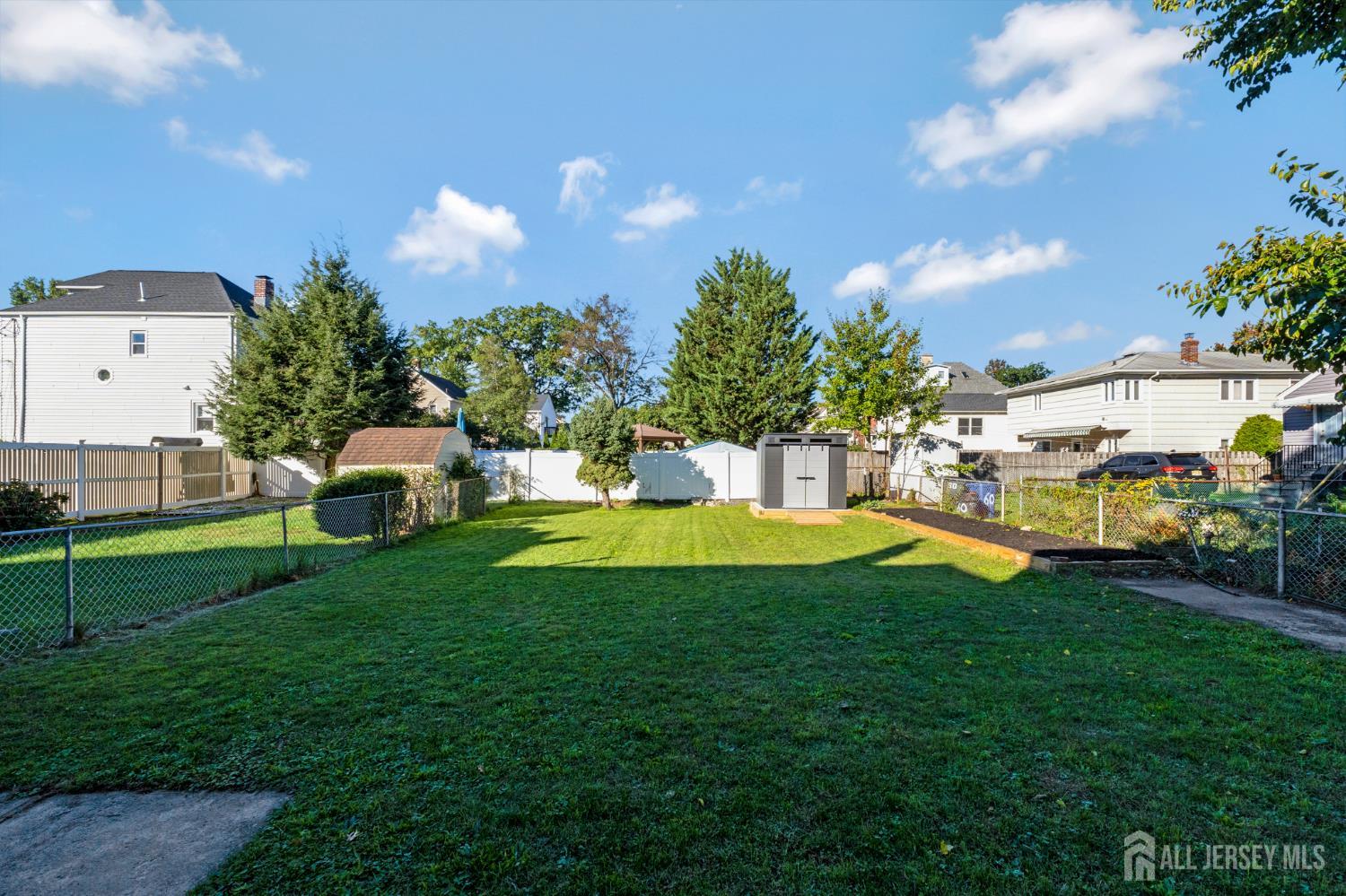 208 Walnut Street Roselle Park NJ 07204