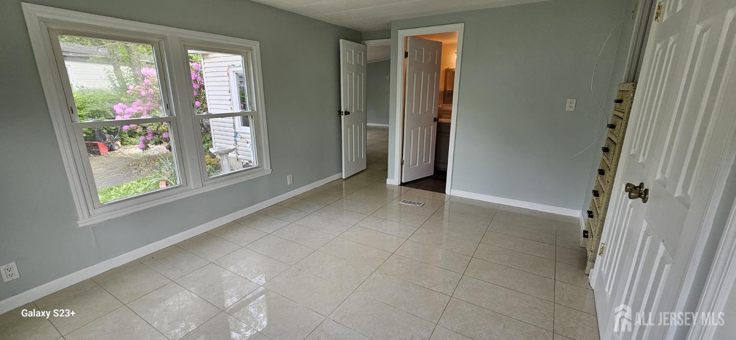 68 Deer Way Manalapan NJ 07726
