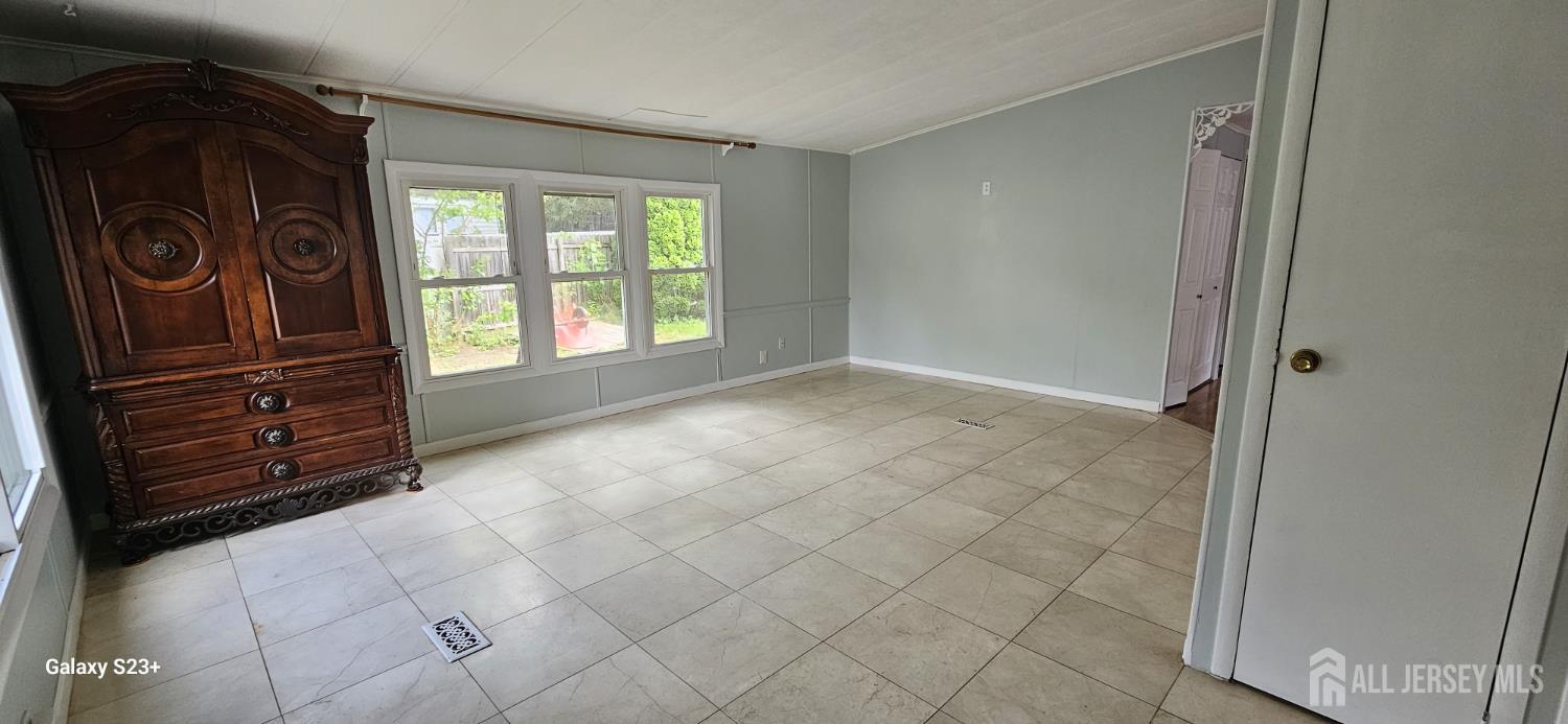 68 Deer Way Manalapan NJ 07726