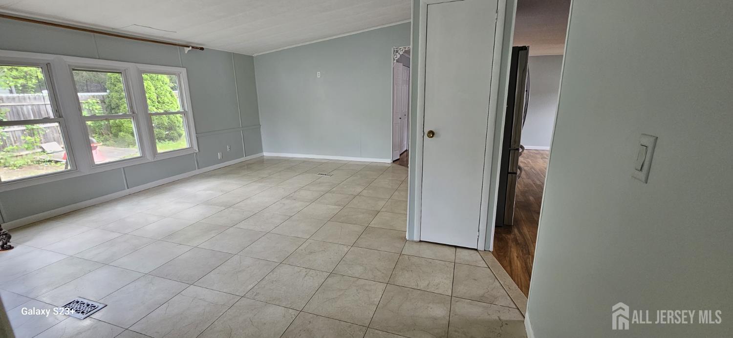 68 Deer Way Manalapan NJ 07726
