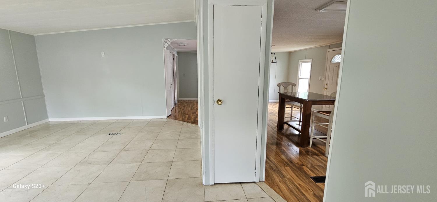 68 Deer Way Manalapan NJ 07726