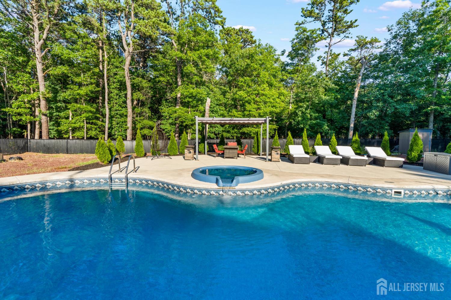 10 Altori Court Little Egg Harbor NJ 08087