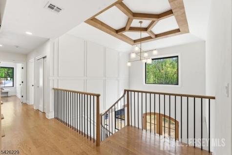 61 Hickory Street Metuchen NJ 08840