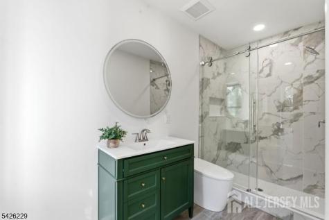61 Hickory Street Metuchen NJ 08840