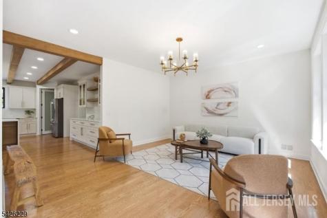 61 Hickory Street Metuchen NJ 08840