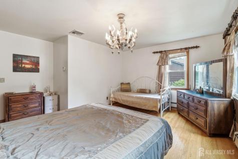 1868 Amwell Road Franklin Twsp NJ 08873