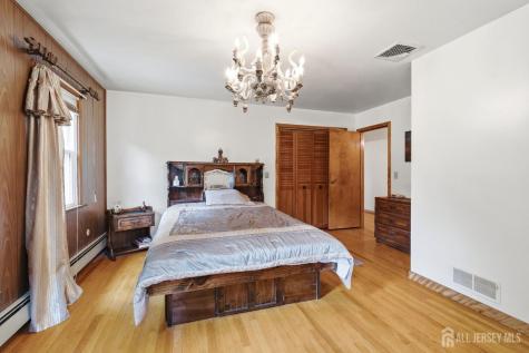 1868 Amwell Road Franklin Twsp NJ 08873