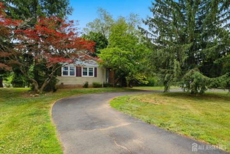 1868 Amwell Road Franklin Twsp NJ 08873