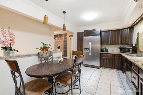1868 Amwell Road Franklin Twsp NJ 08873