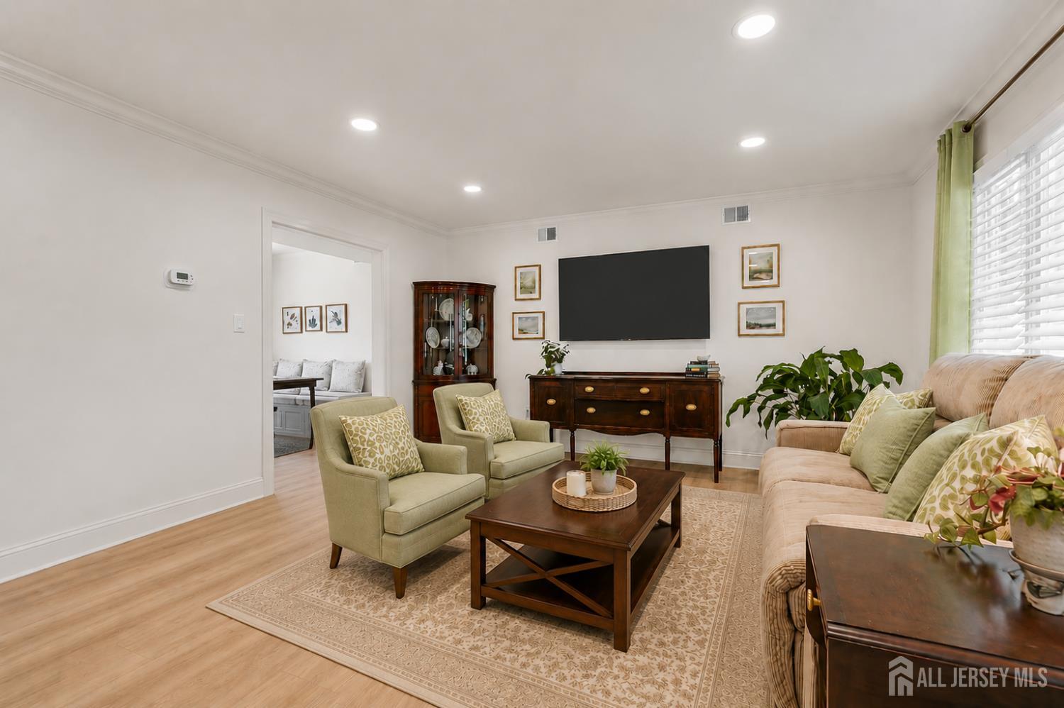 40 Icemeadow Lane Aberdeen NJ 07747