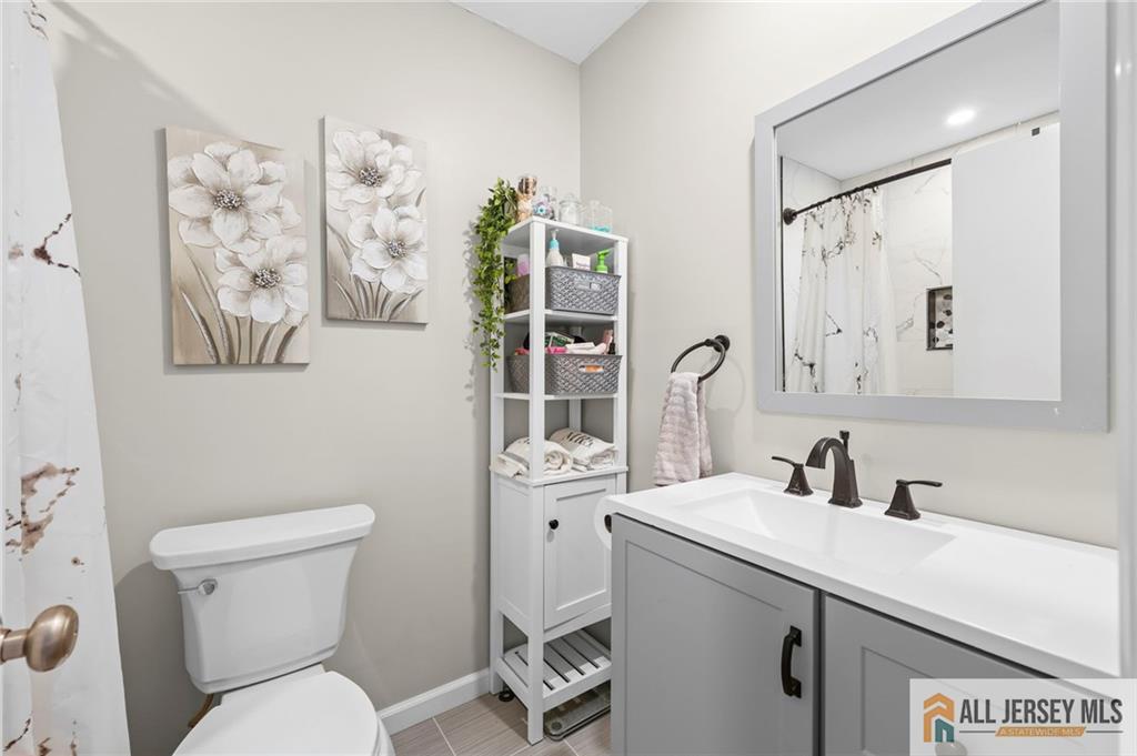 3 Eagle Court Howell NJ 07731