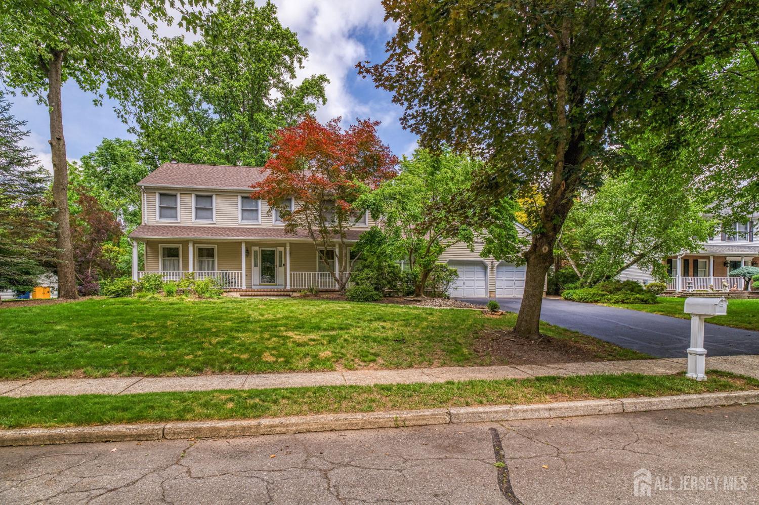 7 Lake Farrington Drive North Brunswick NJ 08902