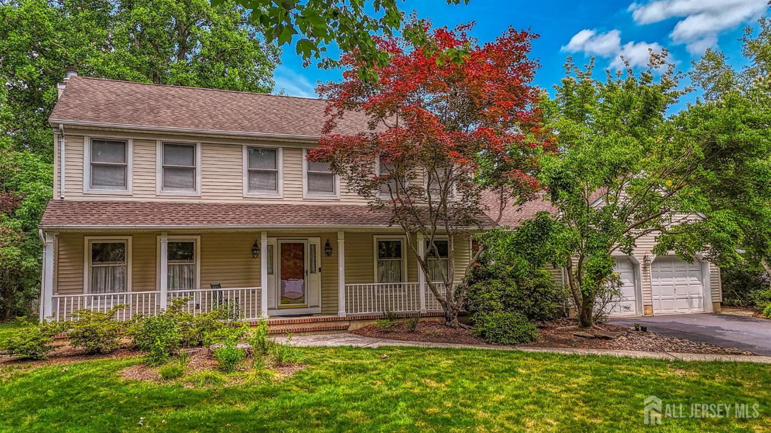 7 Lake Farrington Drive North Brunswick NJ 08902