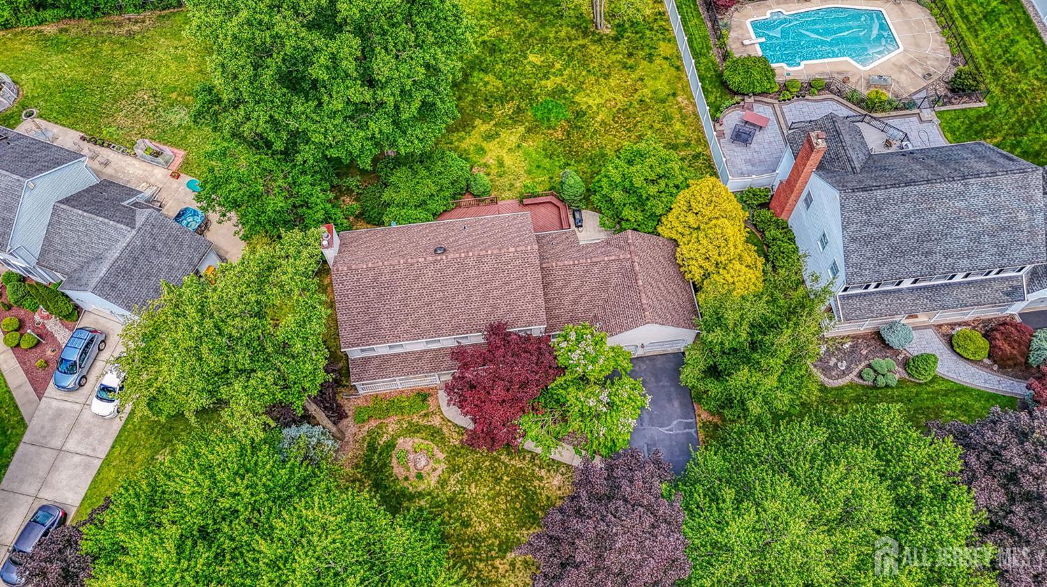 7 Lake Farrington Drive North Brunswick NJ 08902