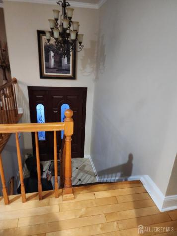 71 Rodak Circle Edison NJ 08817