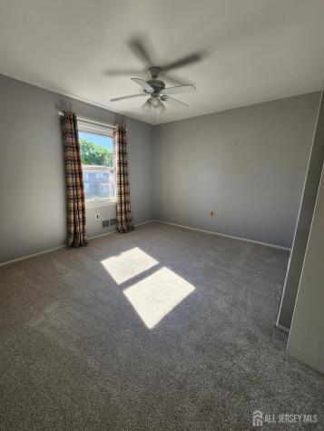71 Rodak Circle Edison NJ 08817
