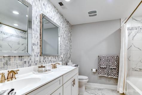 1529 Paxton Lane Monroe NJ 08831
