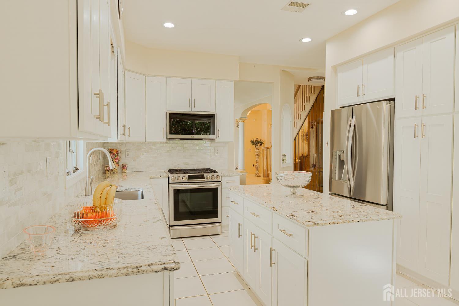 28 Brighton Court Monroe NJ 08831