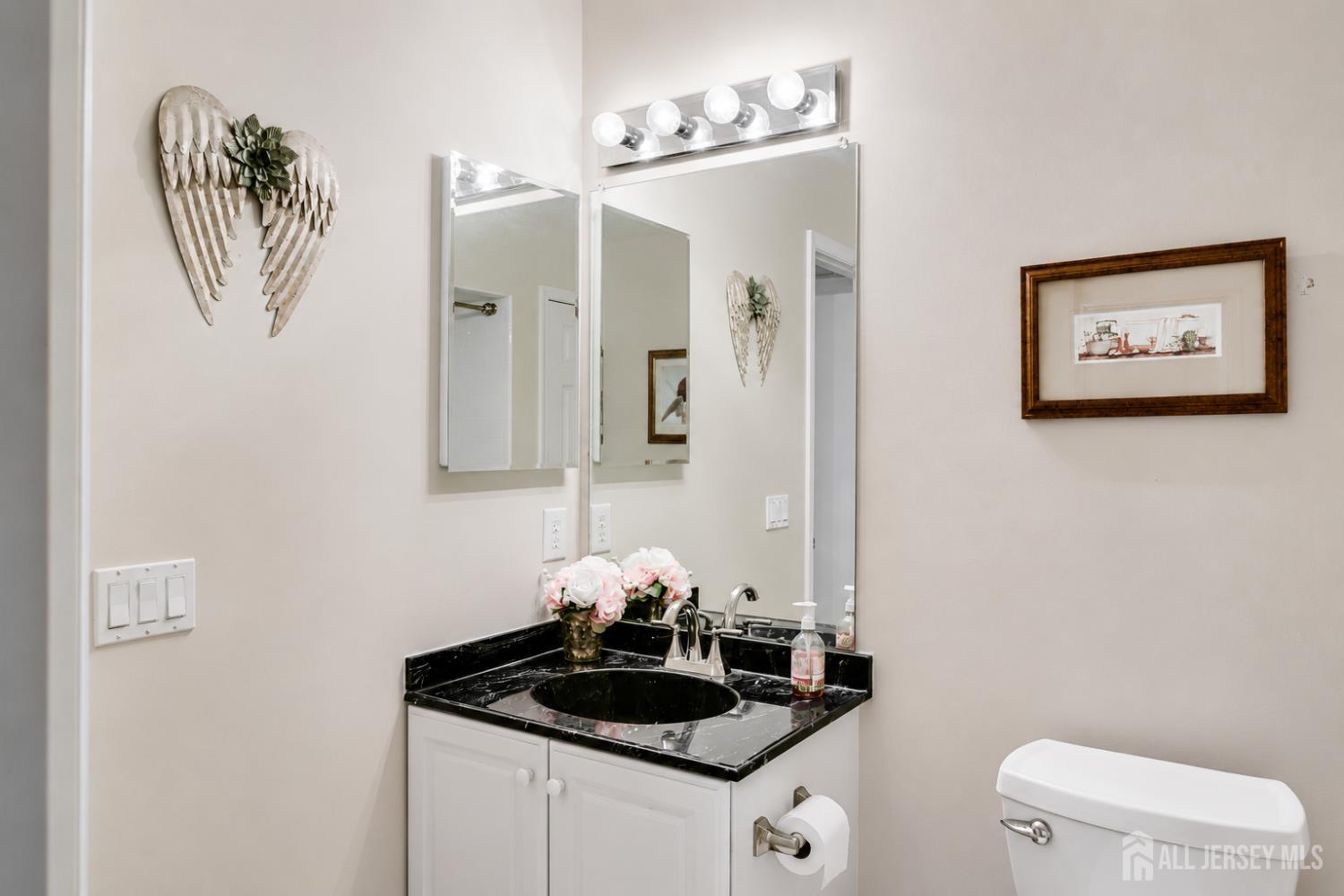 28 Brighton Court Monroe NJ 08831