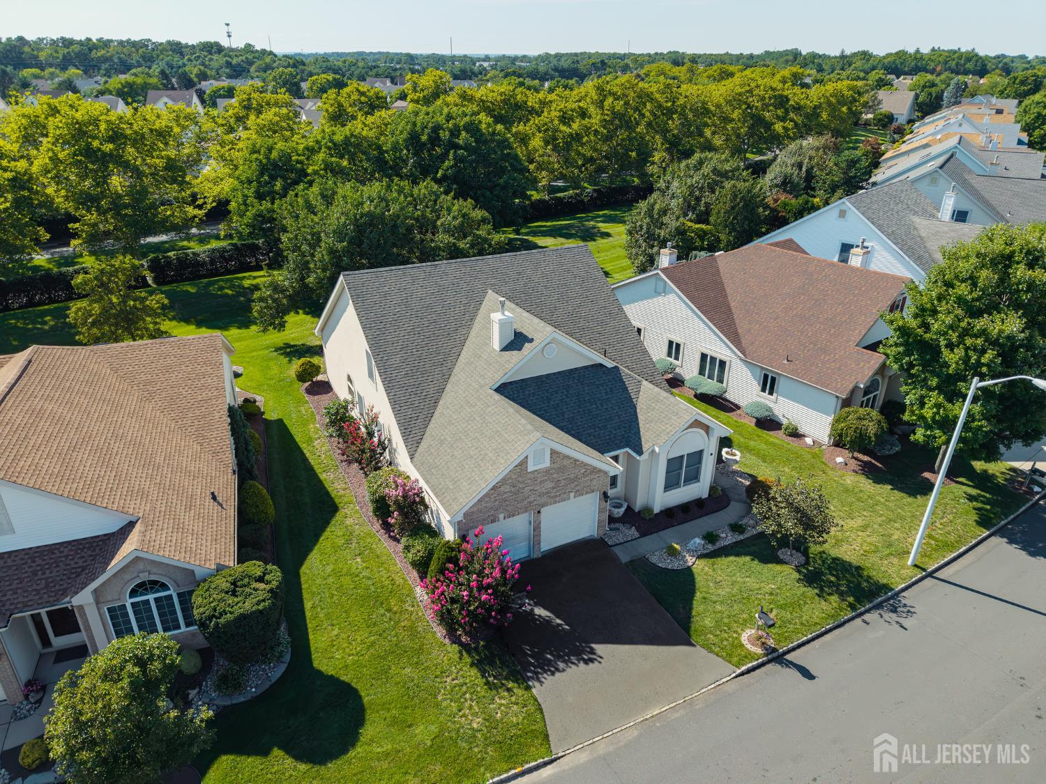 28 Brighton Court Monroe NJ 08831
