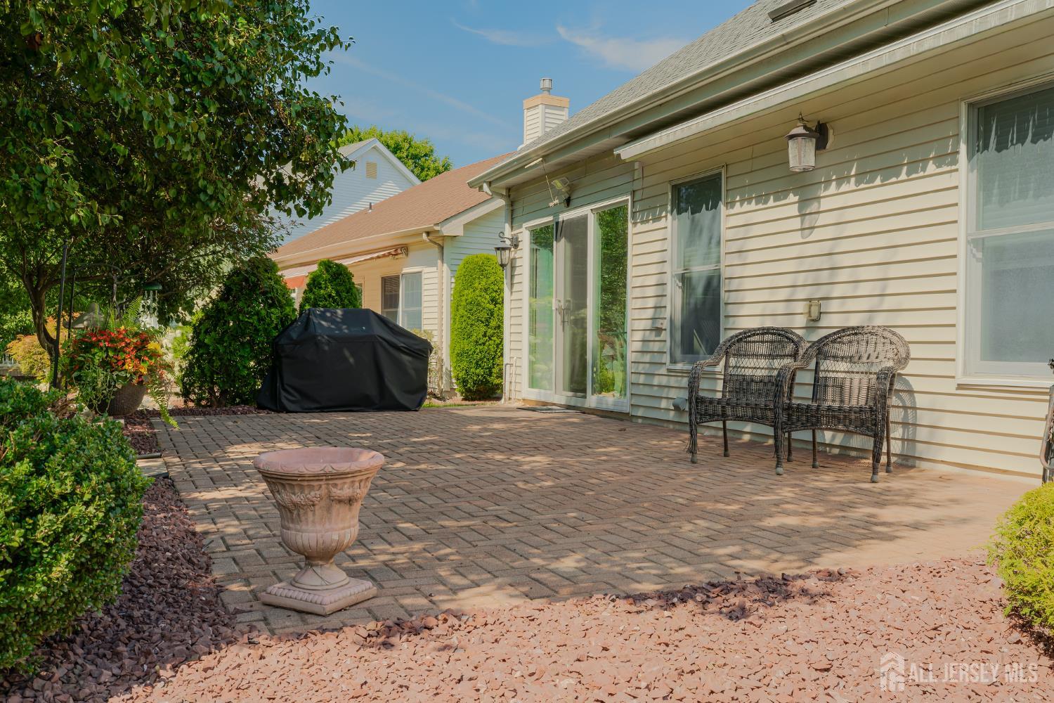 28 Brighton Court Monroe NJ 08831