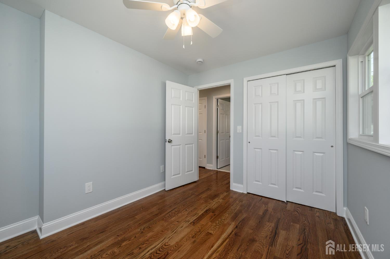 270 Alpine Way Old Bridge NJ 08879
