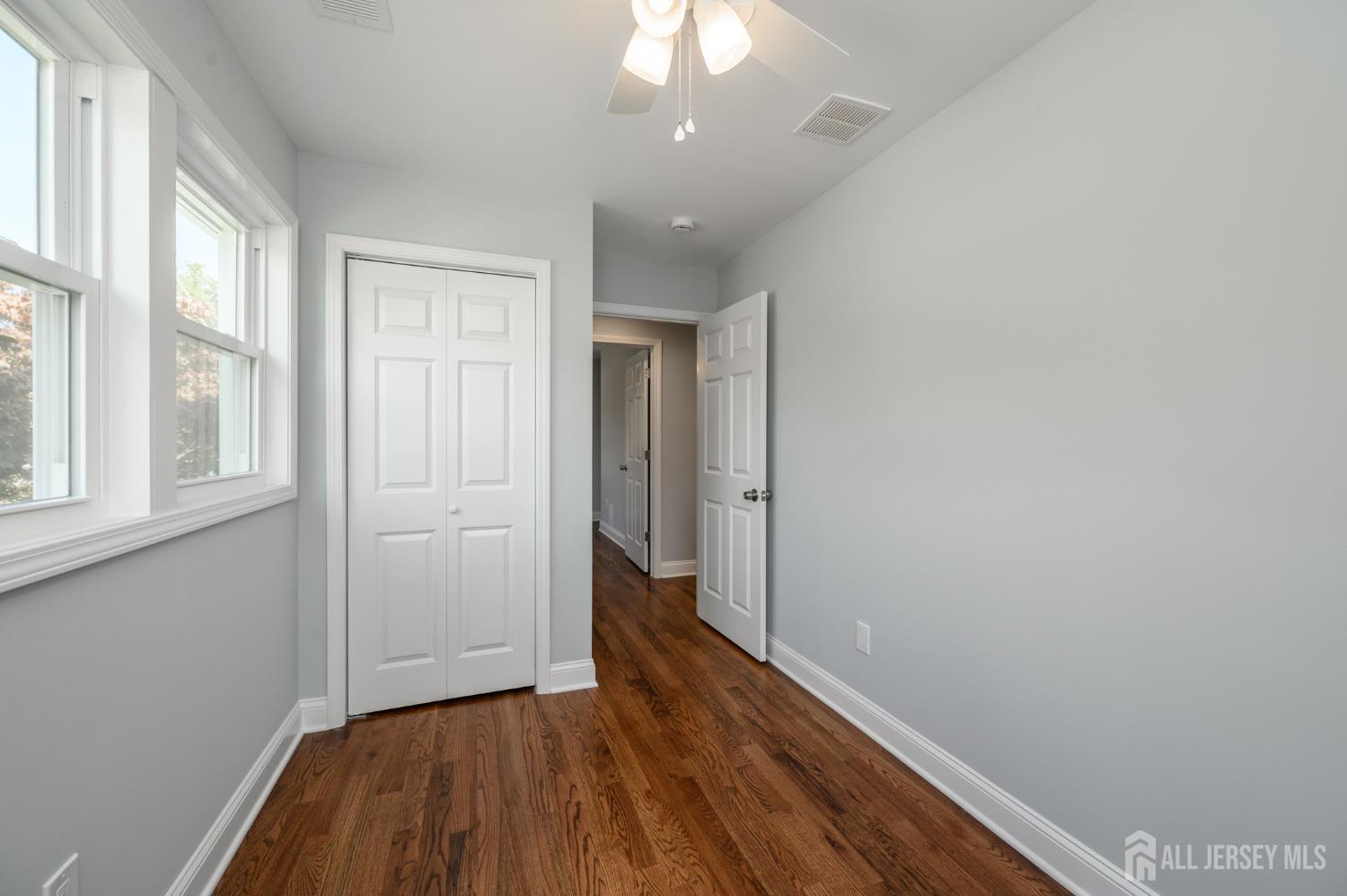 270 Alpine Way Old Bridge NJ 08879