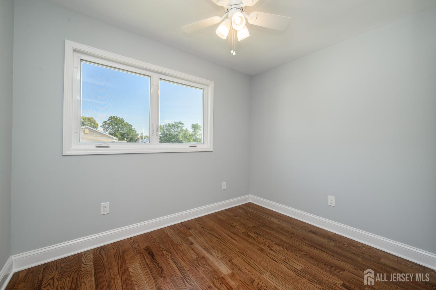 270 Alpine Way Old Bridge NJ 08879