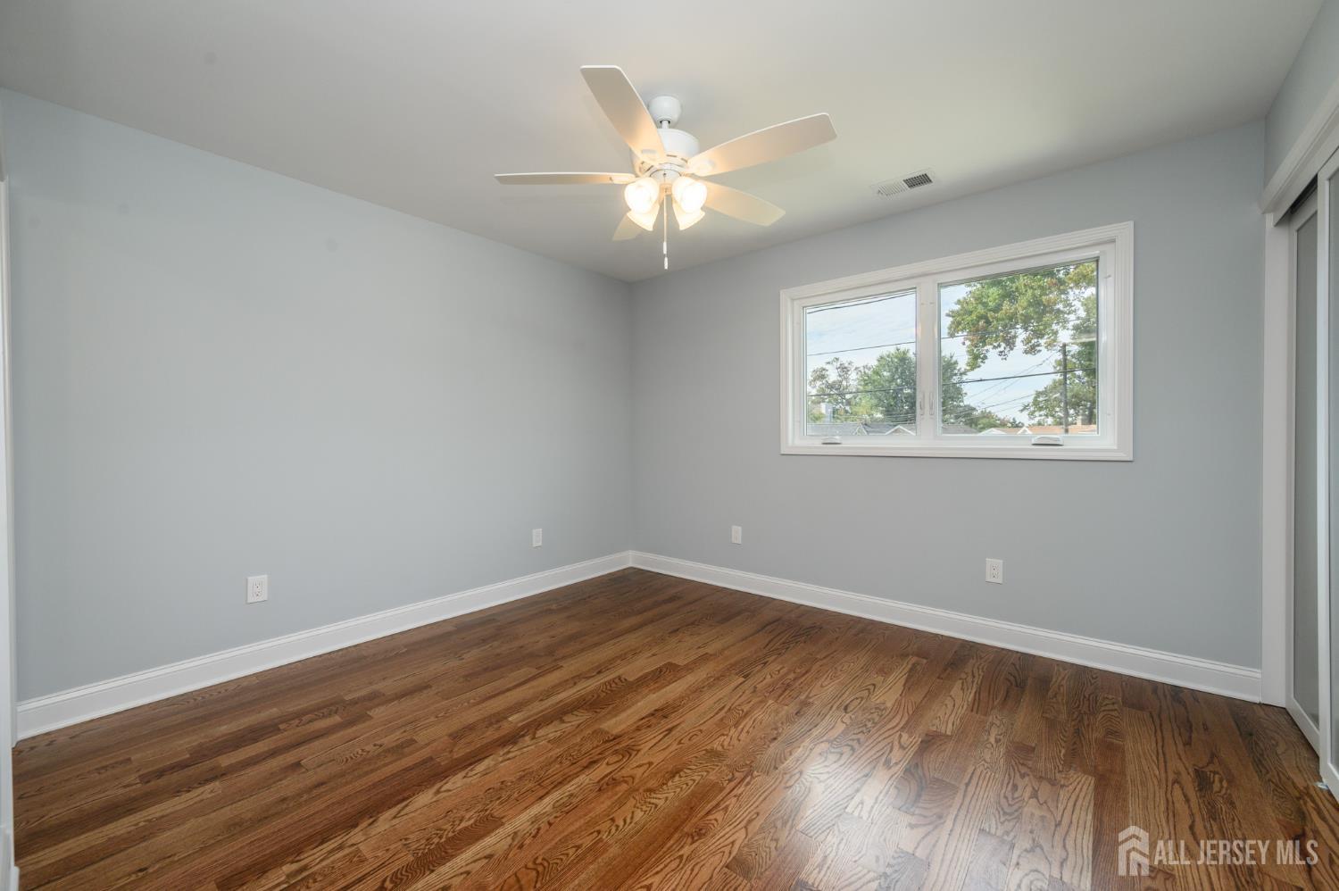 270 Alpine Way Old Bridge NJ 08879