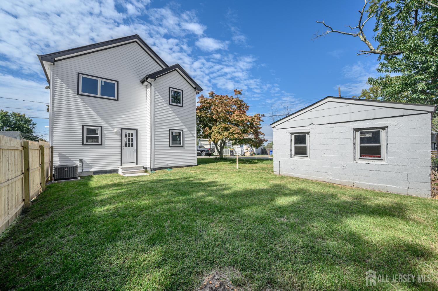 270 Alpine Way Old Bridge NJ 08879