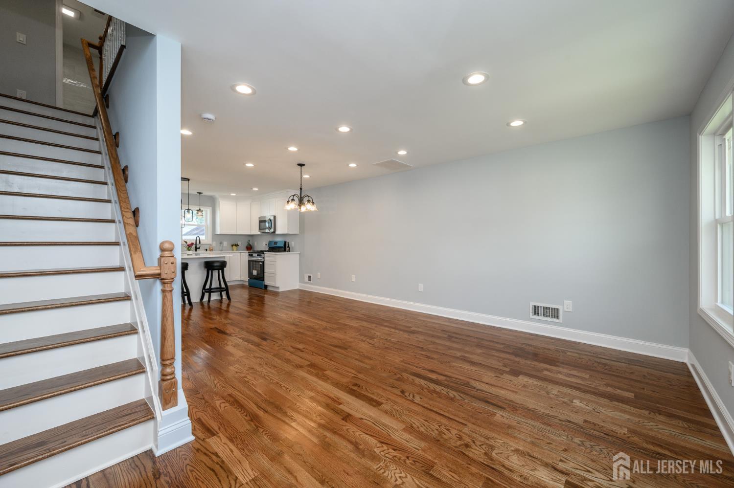 270 Alpine Way Old Bridge NJ 08879