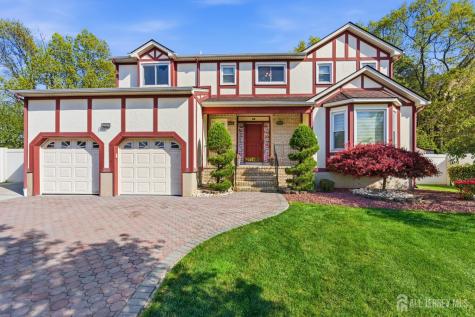 43 Scarlet Drive Sayreville NJ 08859