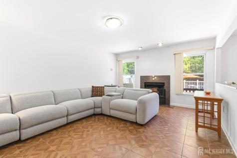 43 Scarlet Drive Sayreville NJ 08859