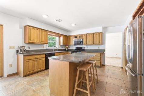 43 Scarlet Drive Sayreville NJ 08859