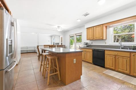 43 Scarlet Drive Sayreville NJ 08859