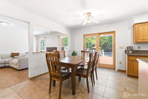 43 Scarlet Drive Sayreville NJ 08859