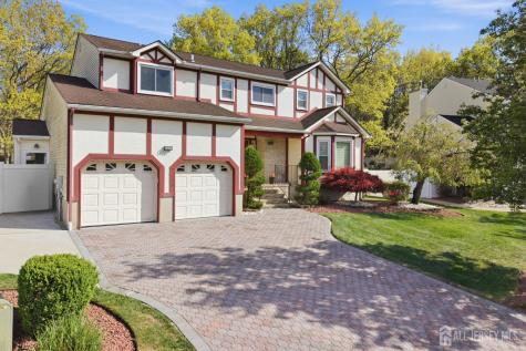 43 Scarlet Drive Sayreville NJ 08859