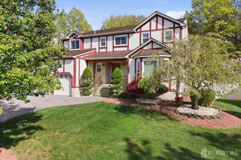 43 Scarlet Drive Sayreville NJ 08859