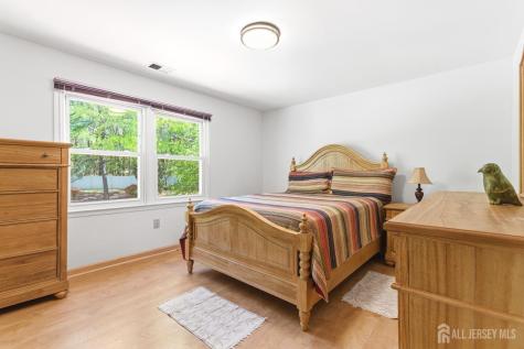 43 Scarlet Drive Sayreville NJ 08859
