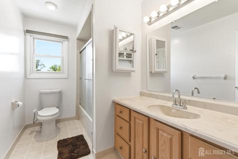 43 Scarlet Drive Sayreville NJ 08859